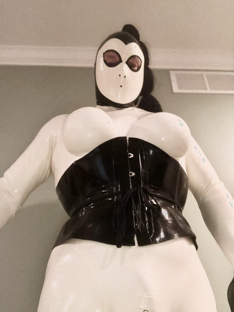 latexrubbergirl leaked gallery photo 2