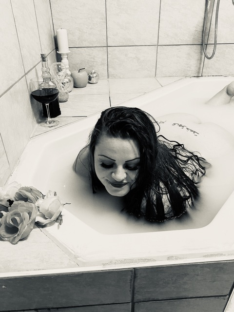 nickibig leaked gallery photo 2